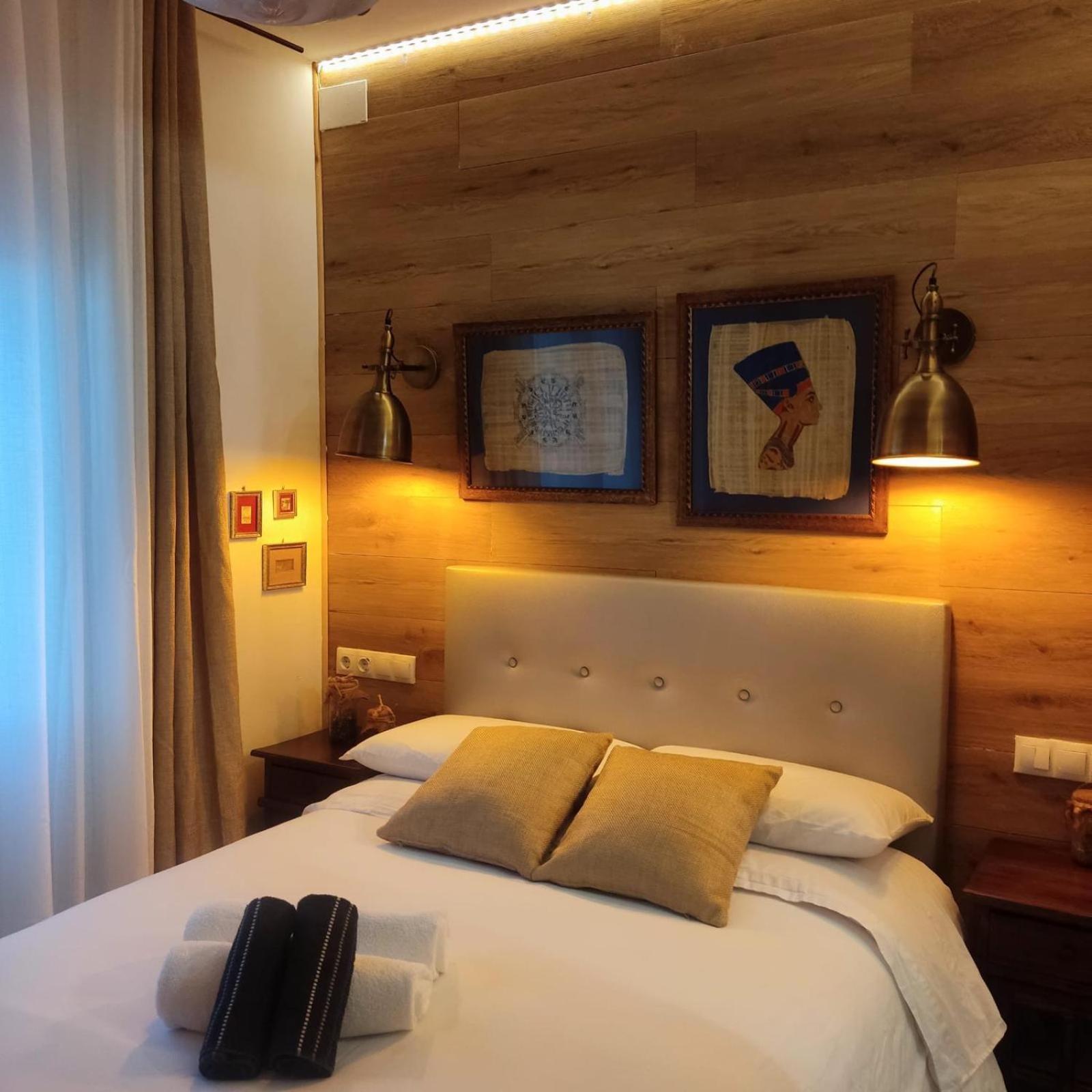 Private Rooms برشلونة المظهر الخارجي الصورة