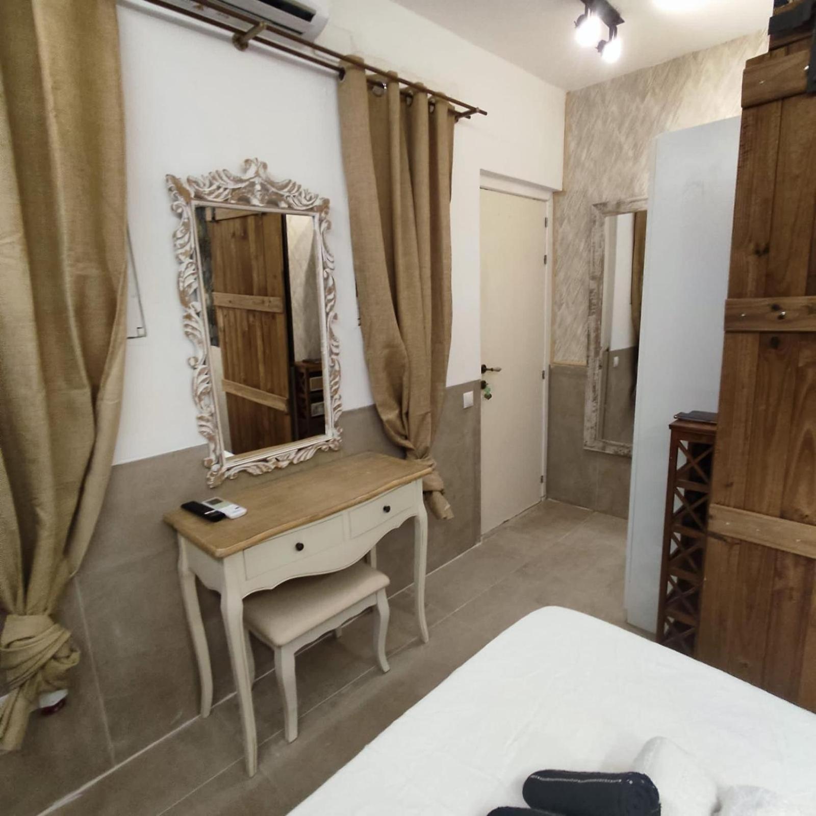 Private Rooms برشلونة المظهر الخارجي الصورة