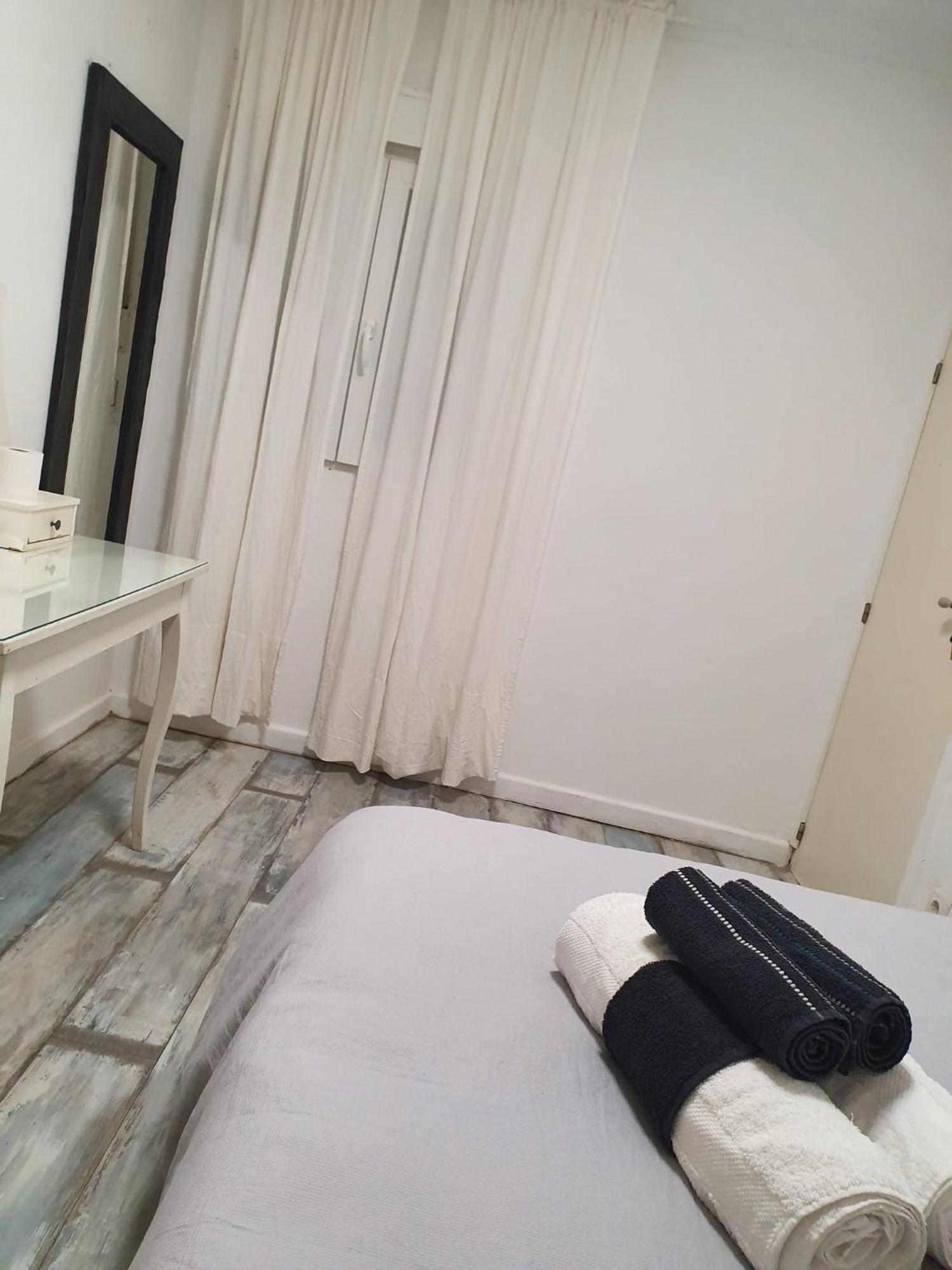 Private Rooms برشلونة المظهر الخارجي الصورة